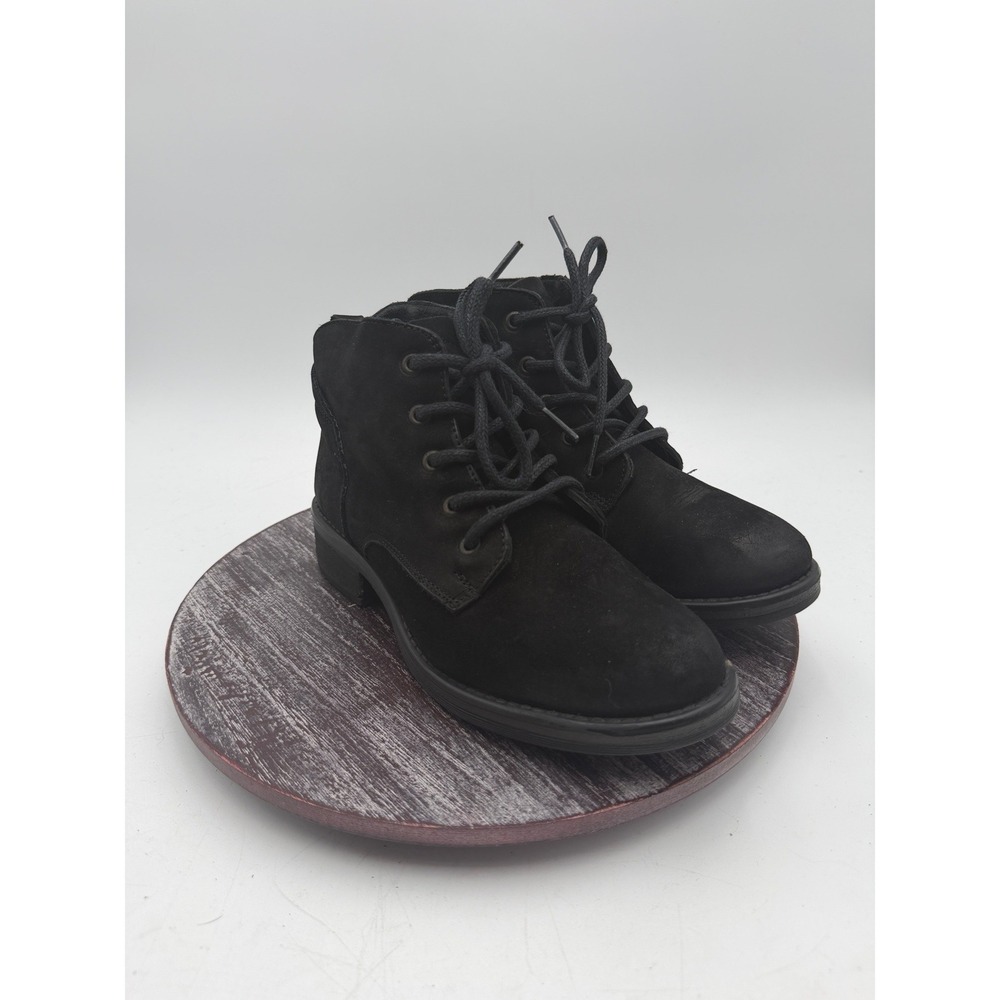 Artisan by Zigi Boots Womens Size 7.5 Ziyah Suede Leather Combat Ankle Booties